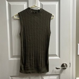 Banana republic green tank top